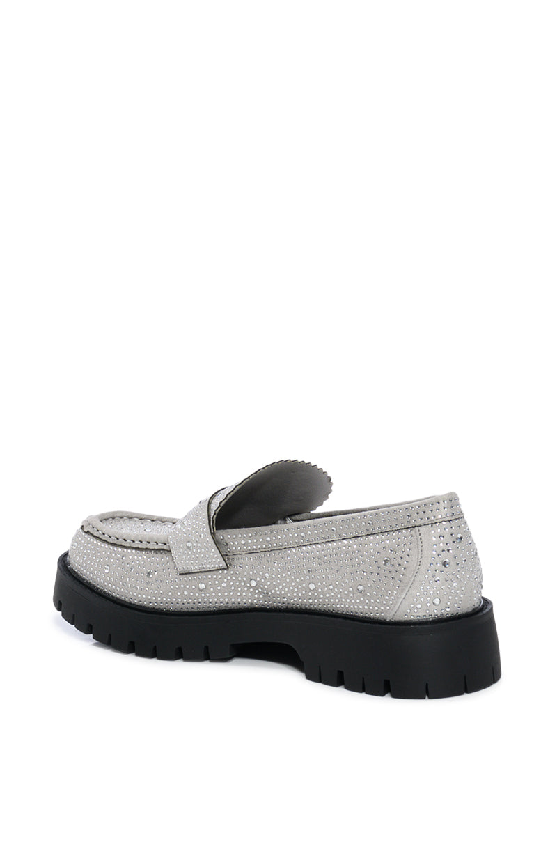 GENTLY EMBELLISHED LOAFER IN SILVER