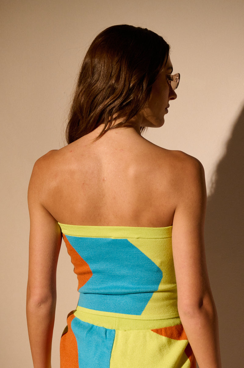 GET GROOVY KNIT TUBE TOP