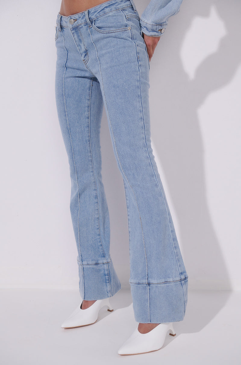 HOTEL CALIFORNIA LIGHT WASH FLARE JEANS