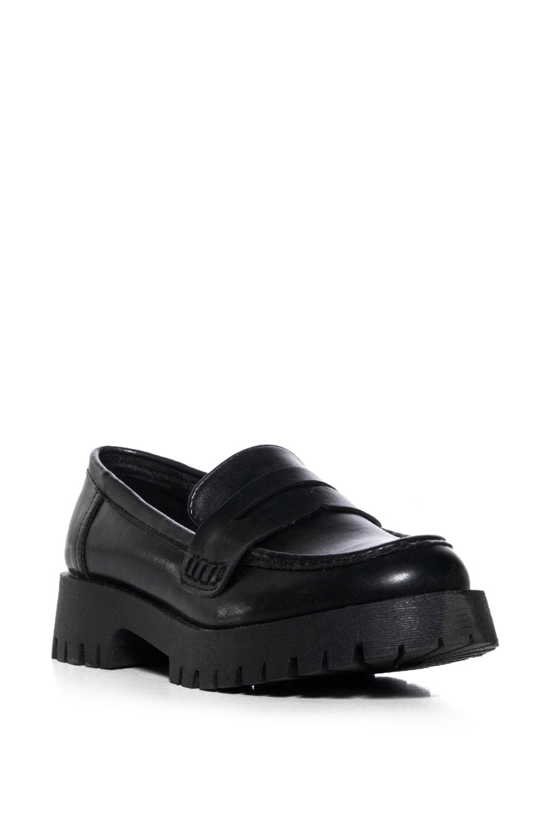HUTCH BASIC LOAFER IN BLACK