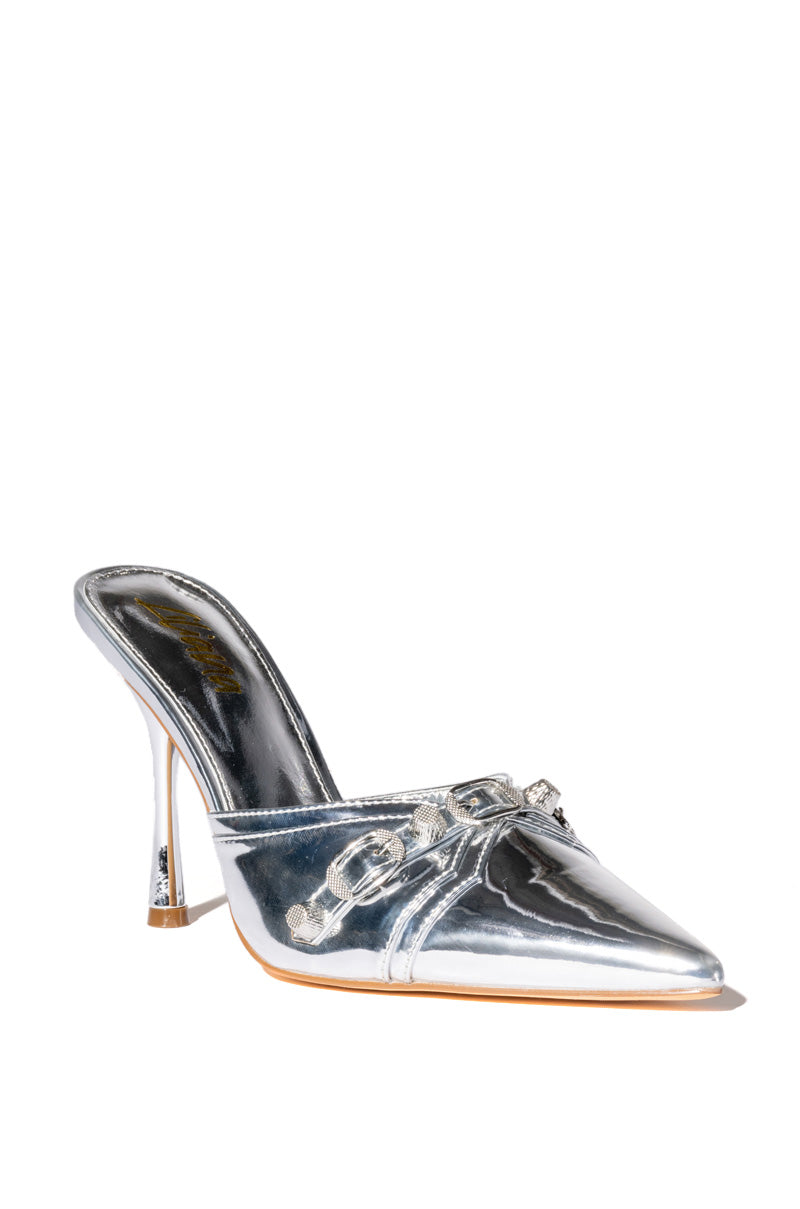 ROMANO SILVER METALLIC PUMP