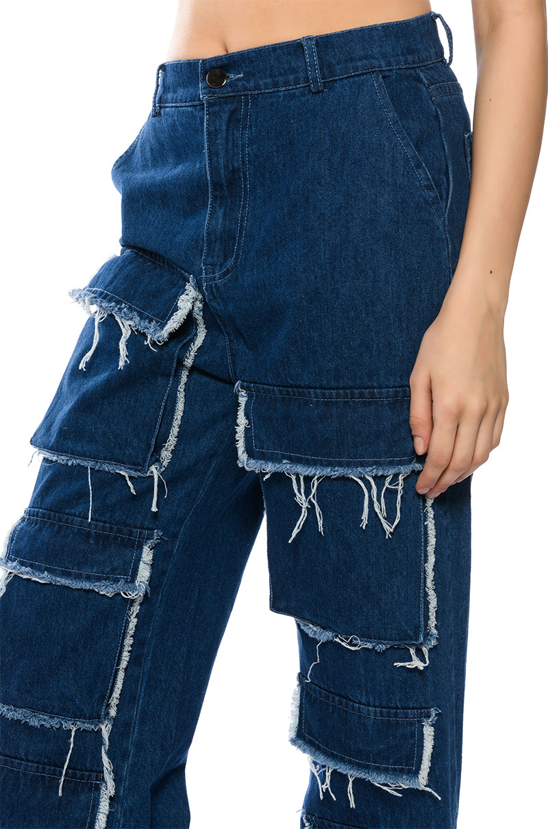 MILA POCKET DETAIL RELAX FIT JEANS