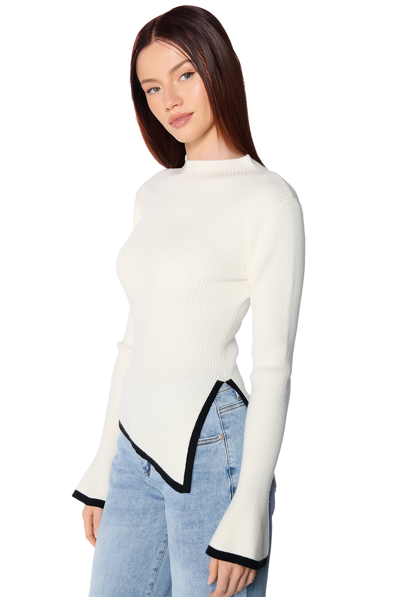 KNIT GIRL CONTRAST SWEATER
