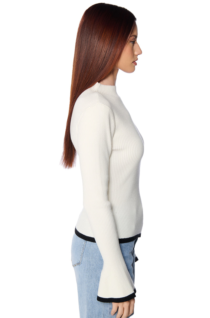 KNIT GIRL CONTRAST SWEATER