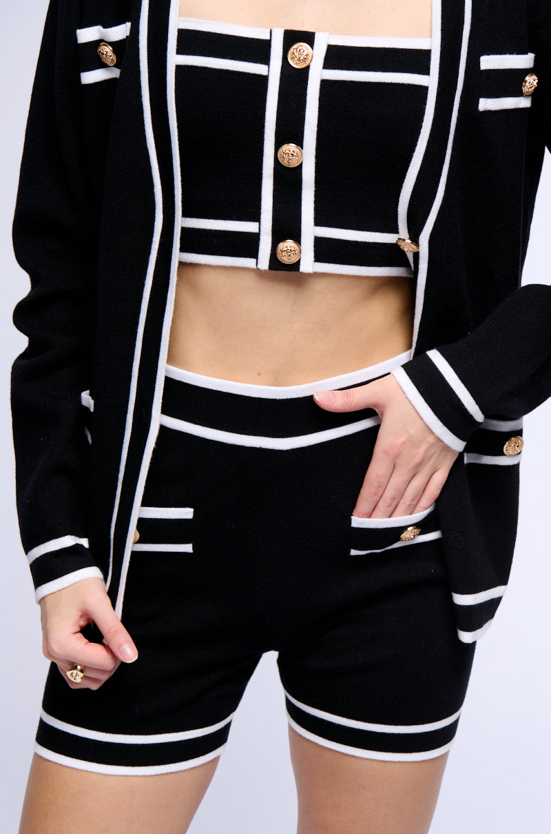 LEIGHTON CLASSY SWEATER KNIT SHORT