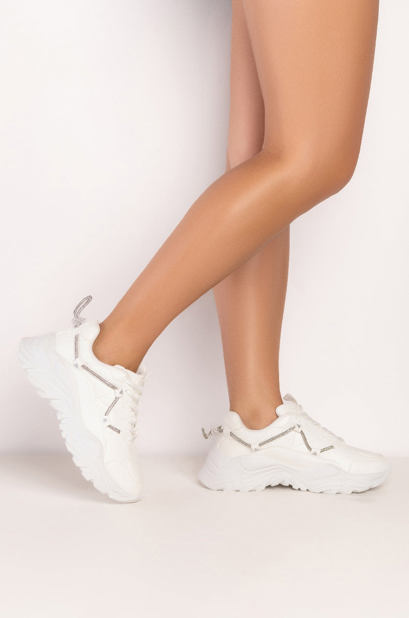 LOOK BACK AT IT FLATFORM SNEAKER IN WHITE