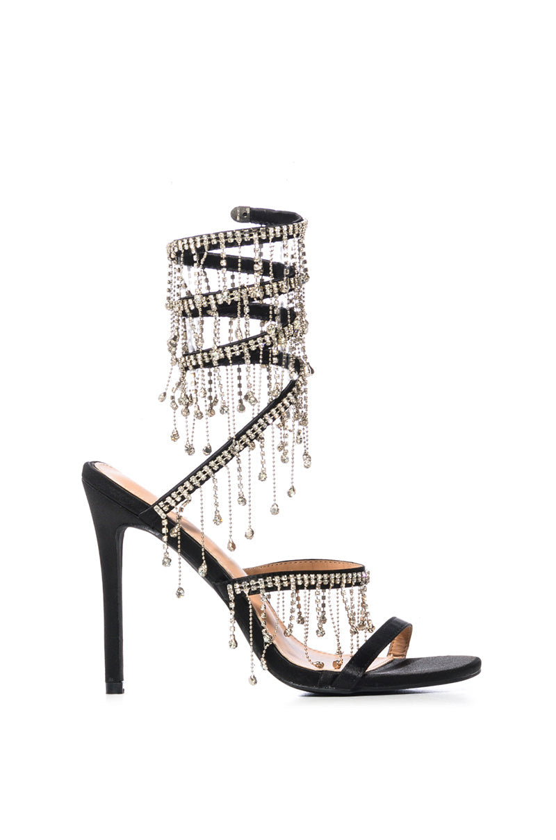 HIGHEND EMBELLISHED BEADING SANDAL IN BLACK
