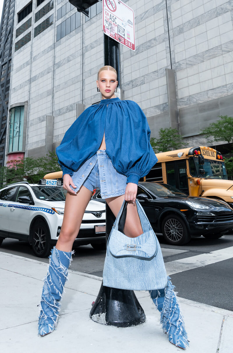 MARA BUTTON FRONT DENIM MINI SKORT