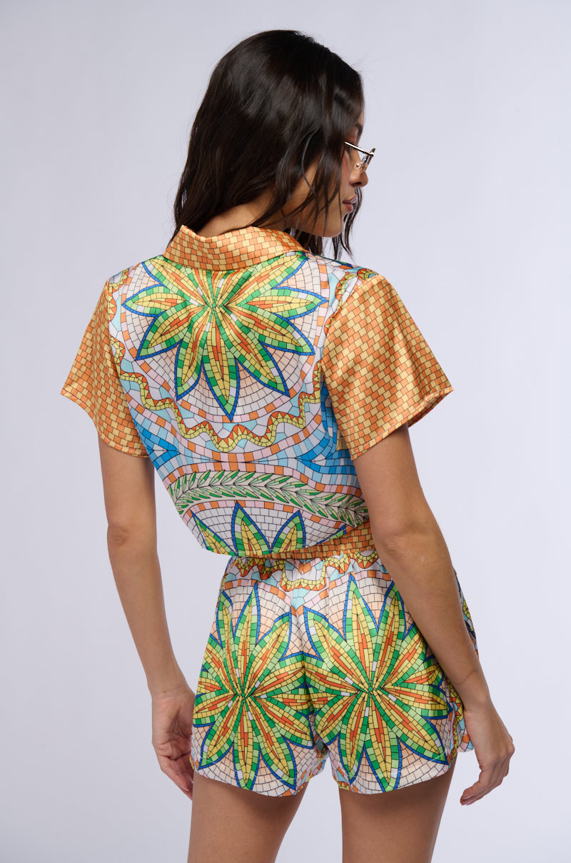 MOSAIC SATIN PRINT SHORT SLEEVE BLOUSE