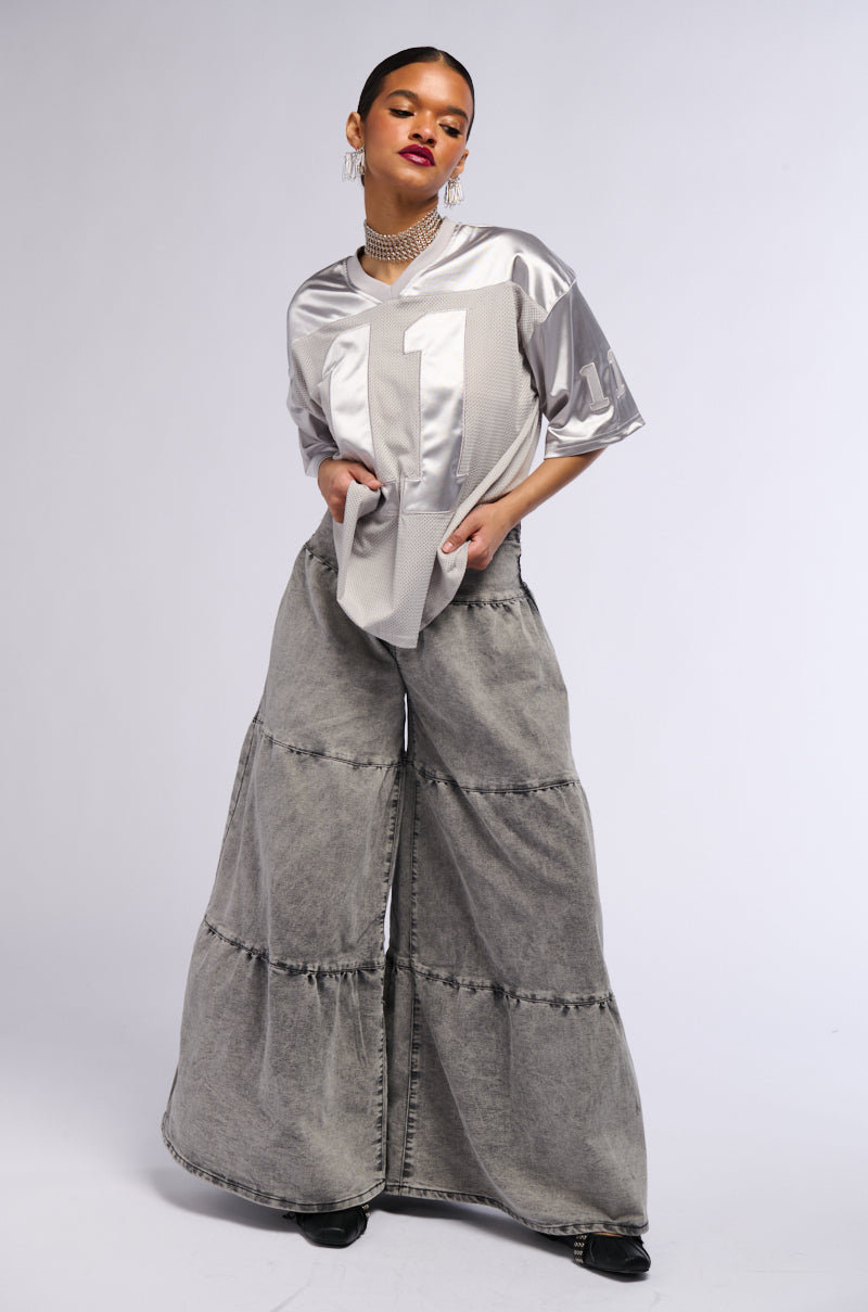 NIKIA TIERED WIDE LEG DENIM JEAN