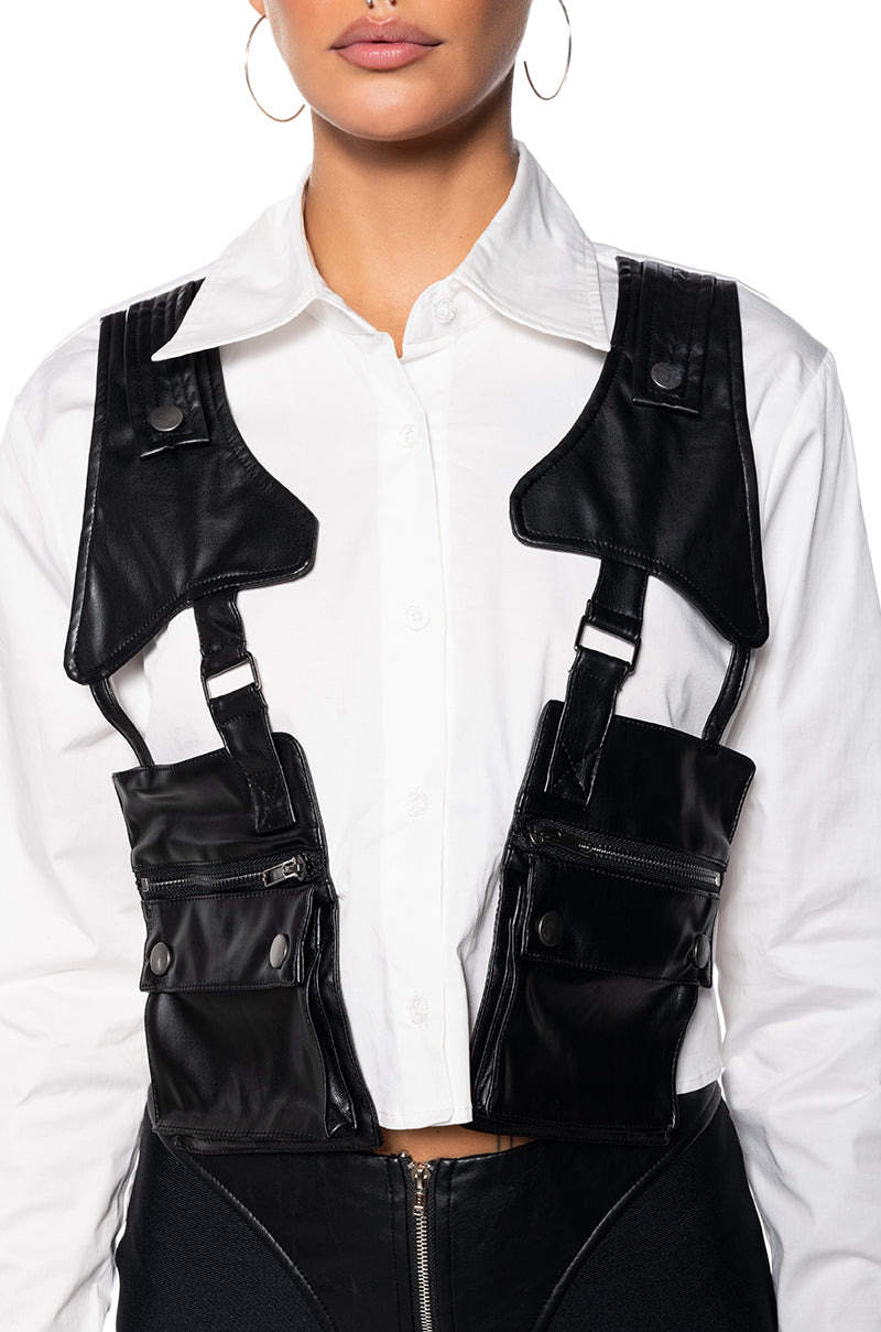 ON DUTY FAUX LEATHER POCKET DETAIL POPLIN SHIRT