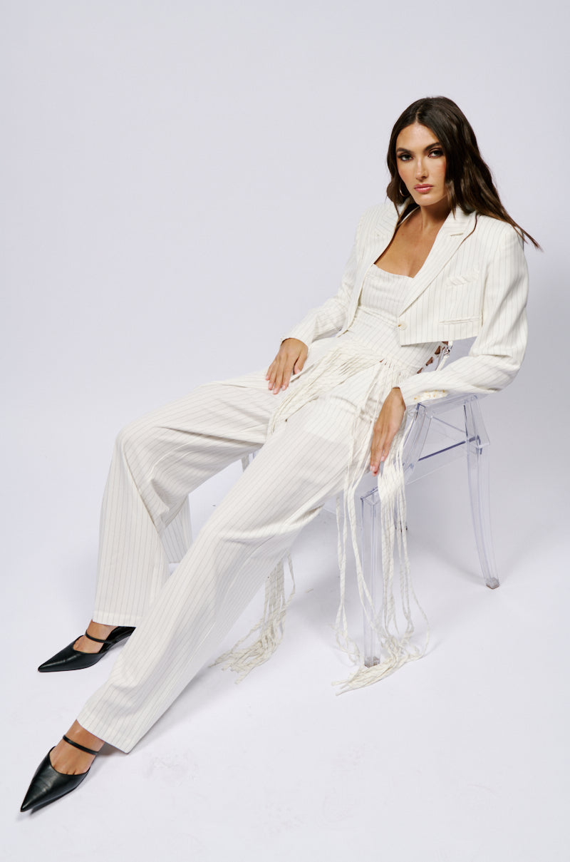 OVER THE TOP ELONGATED TANK IN WHITE