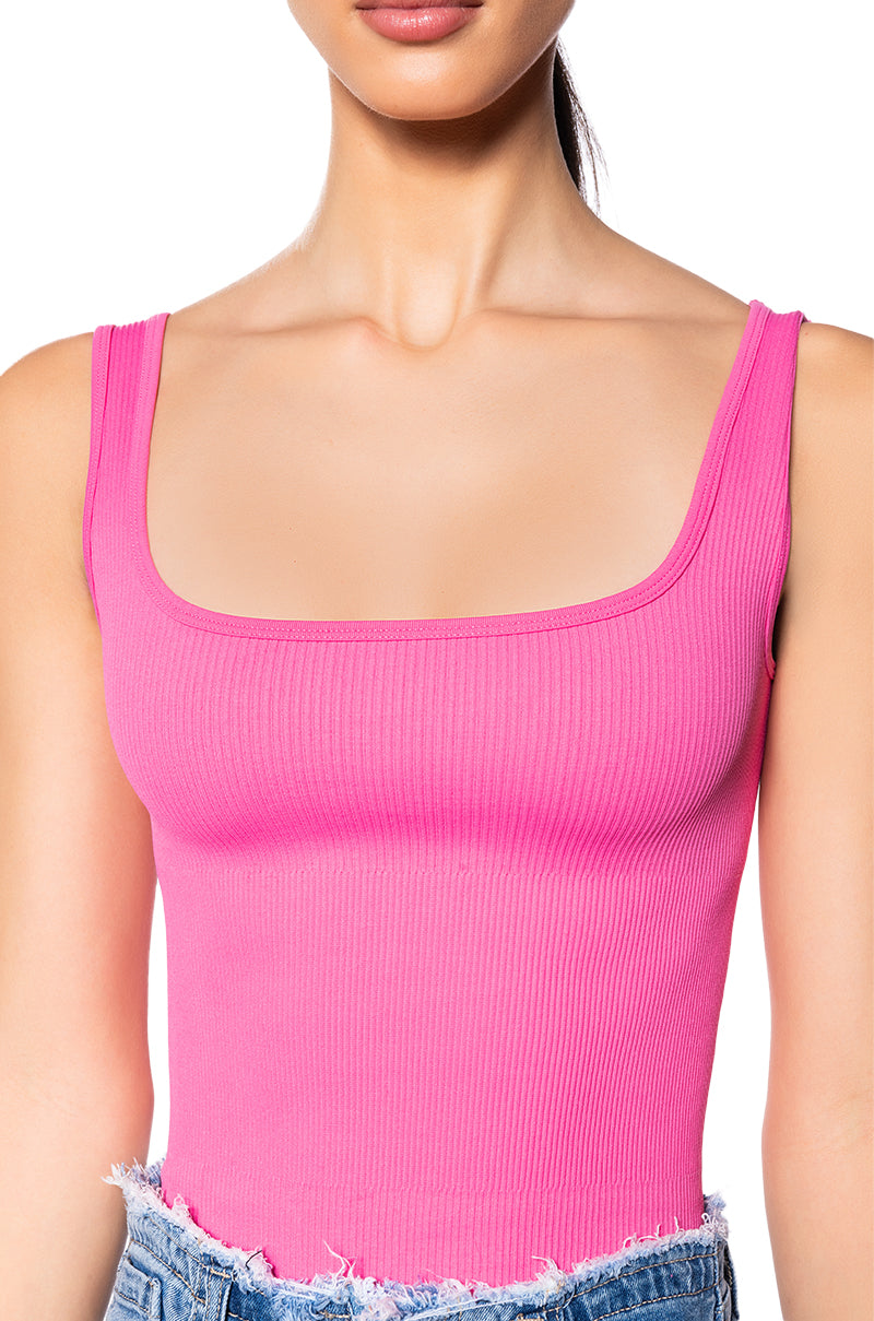 PAXTON SEAMLESS SQUARE NECK SLEEVELESS BODYSUIT