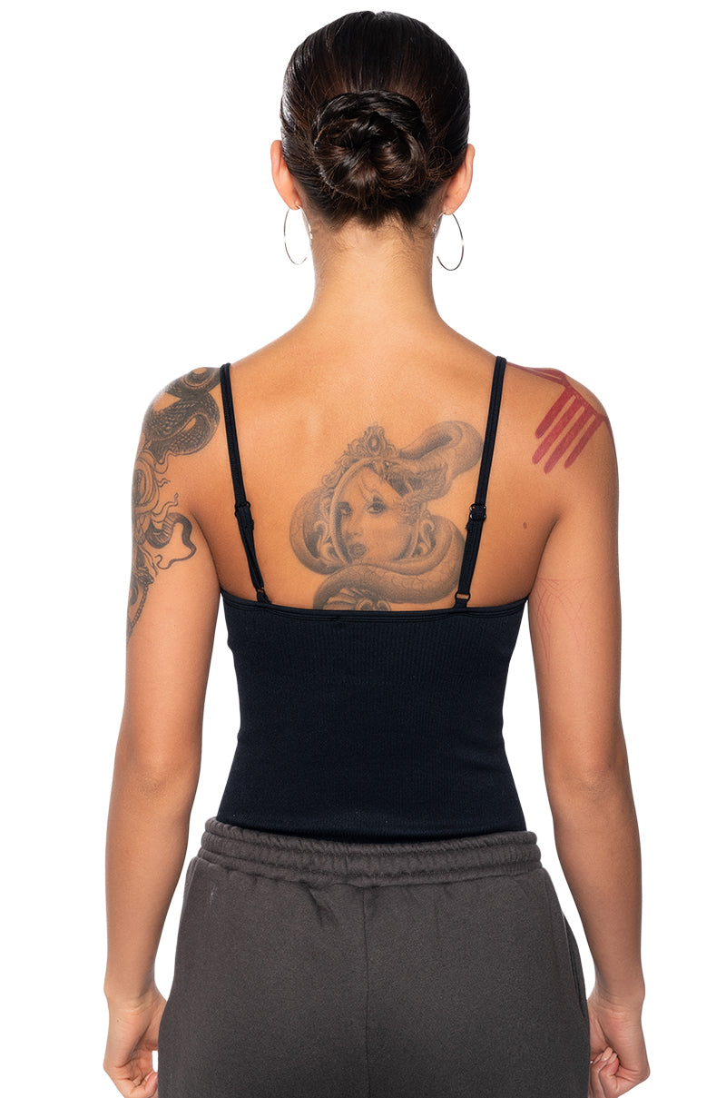 PAXTON SEAMLESS STRAPPY SCOOP NECK BODYSUIT