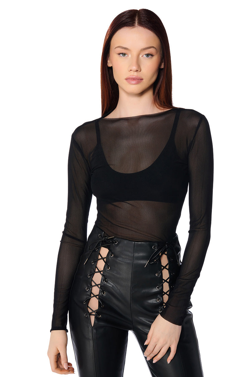 PAXTON TWO PACK RAW HEM LONG SLEEVE MESH TEES IN BLACK AND CREAM