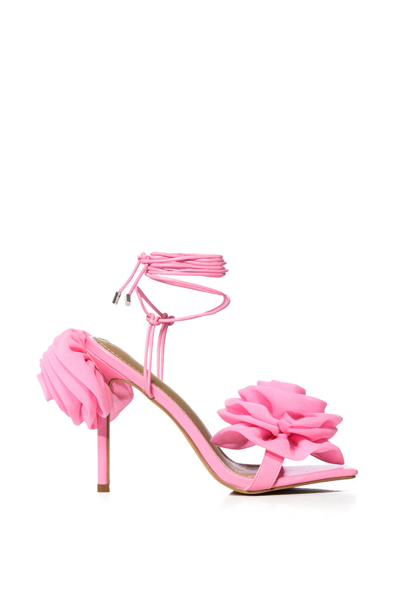 ROSALIA FLOWER LACE UP SANDAL IN PINK