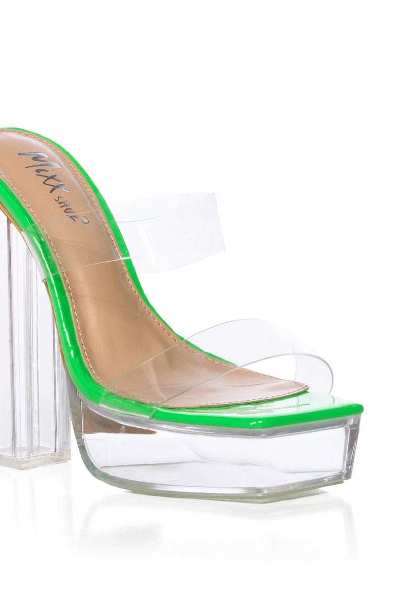 SHAMELESS PVC SANDAL IN GREEN