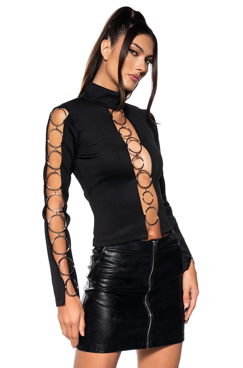 SILVER RING MOCK NECK KNIT TOP