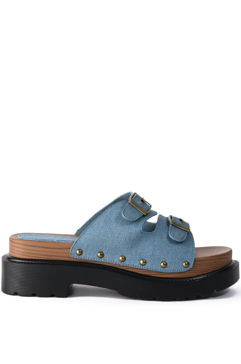SLOW MOTION FLAT SANDAL IN DENIM