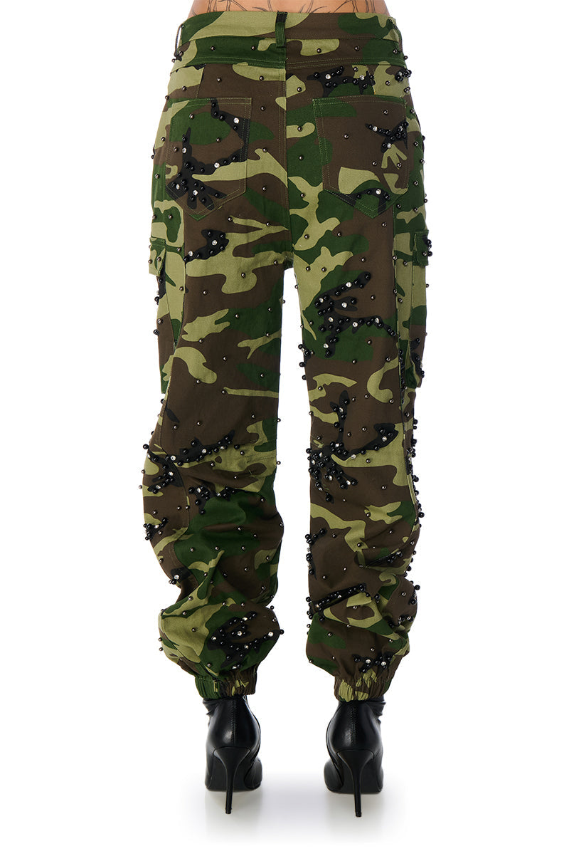 STANDING OVATION CAMO JOGGER PANT