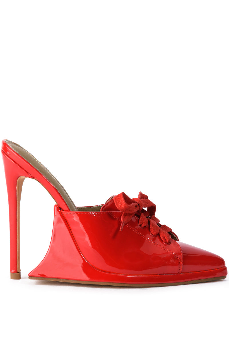 STUNNA STILETTO PUMP IN RED