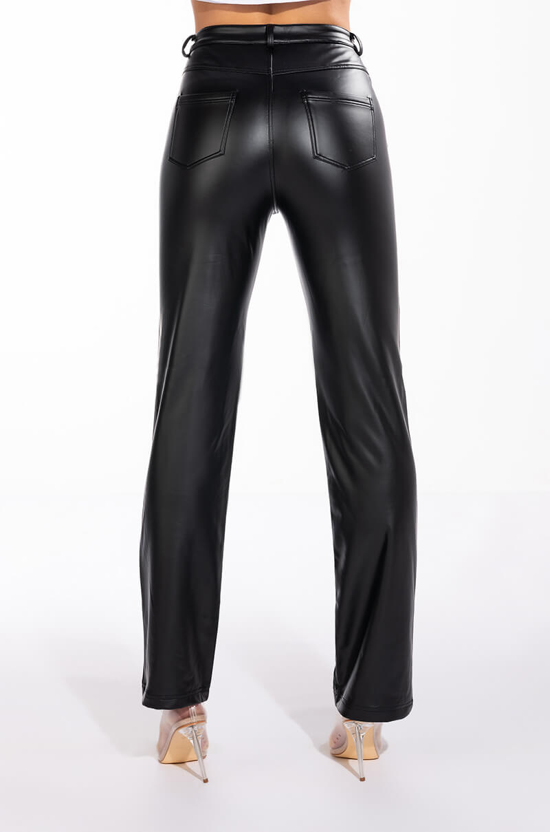TE-QUIERO HIGH RISE VEGAN LEATHER WIDE LEG PANT