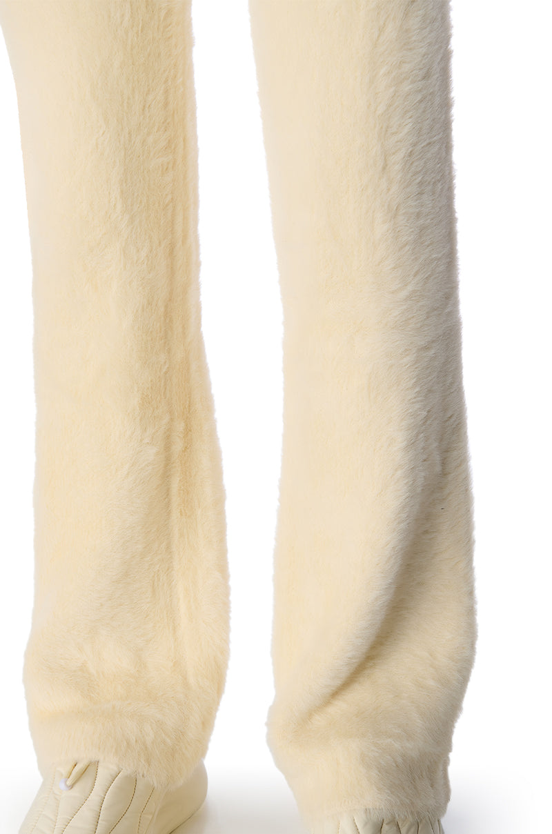 UNWIND FUZZY WIDE LEG JOGGER