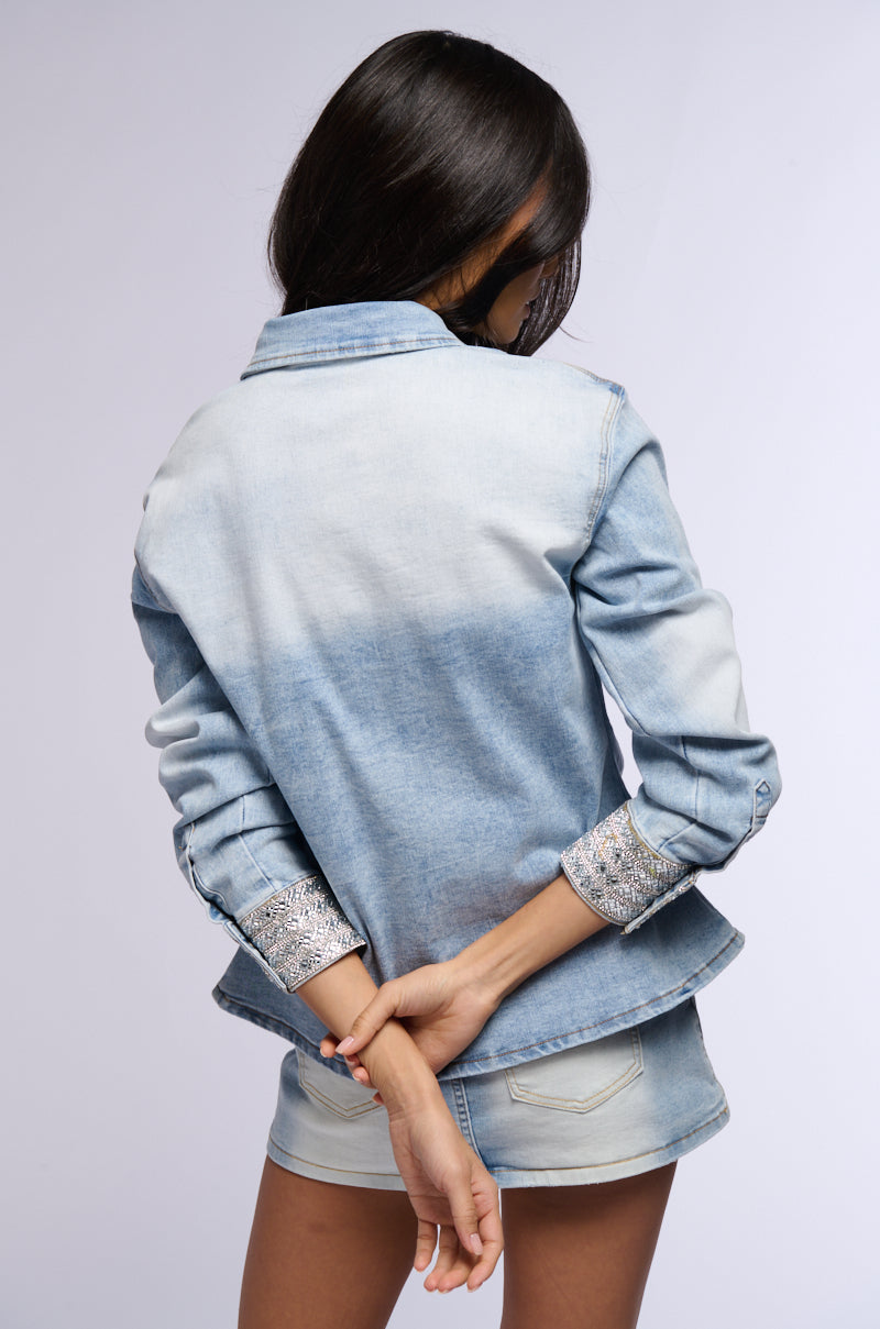 VIOLET DISTRESSED DENIM BUTTON DOWN