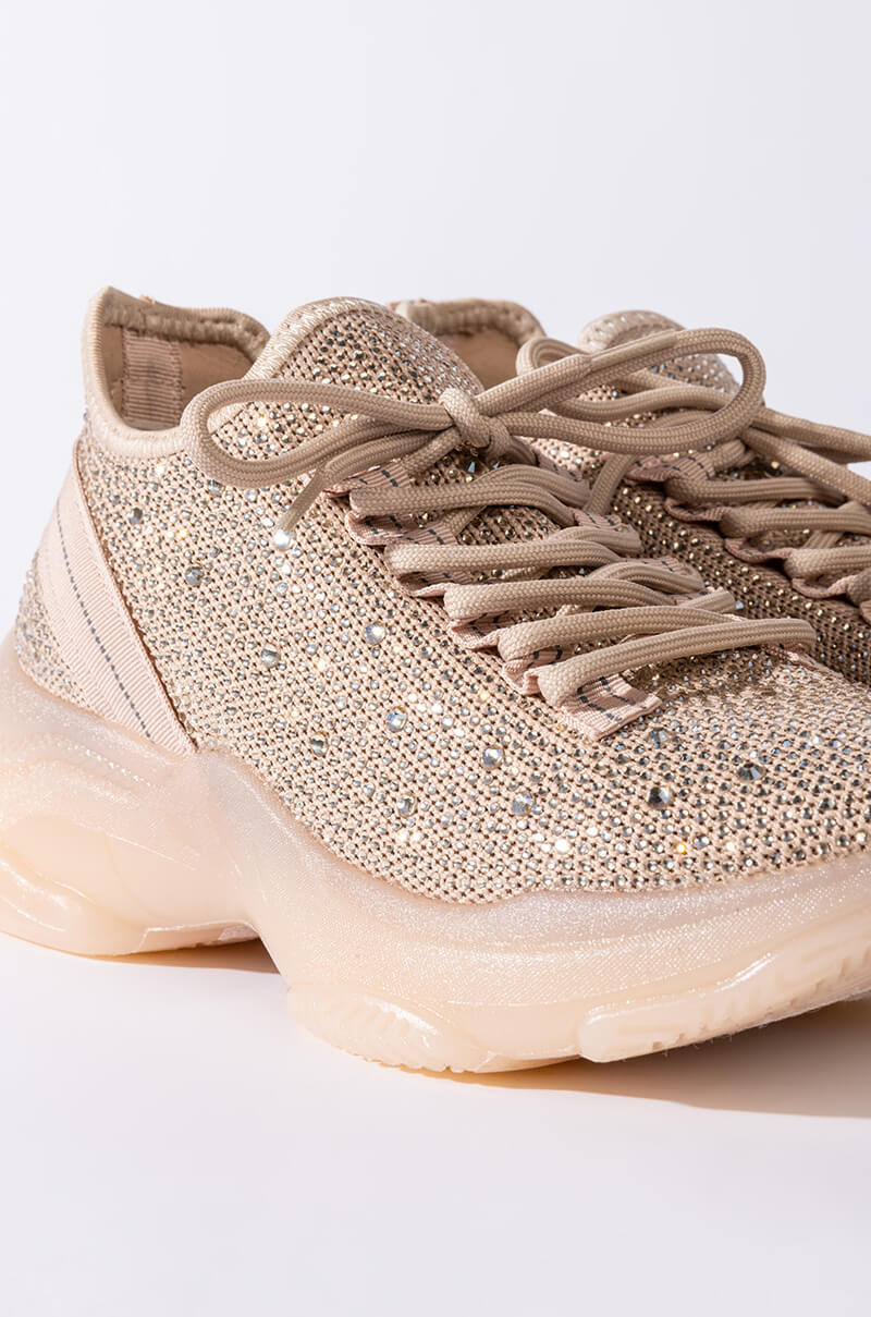 WANNA SEE IT ALL FLAT SNEAKER