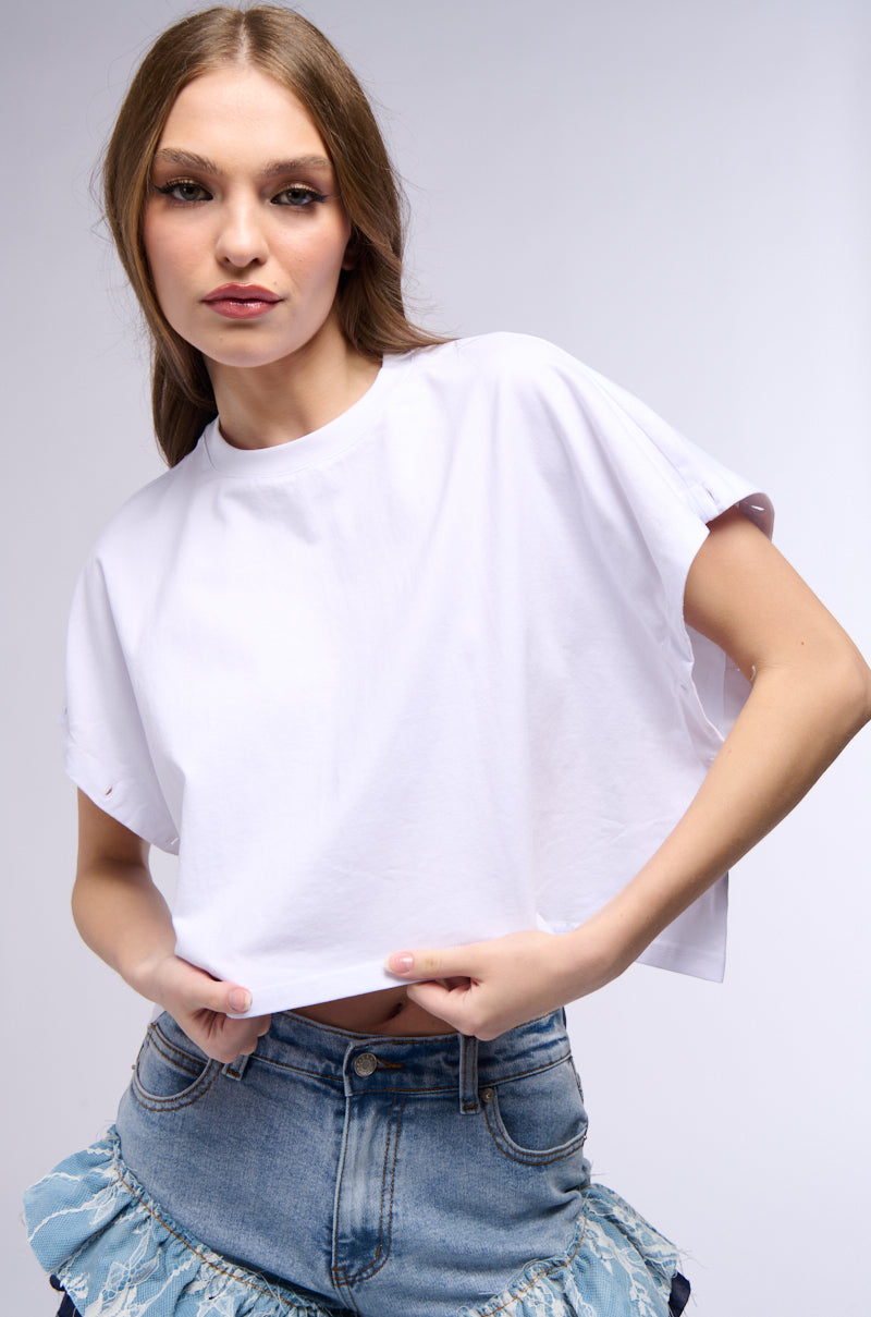 WONDERLAND RUFFLED SLEEVE T SHIRT