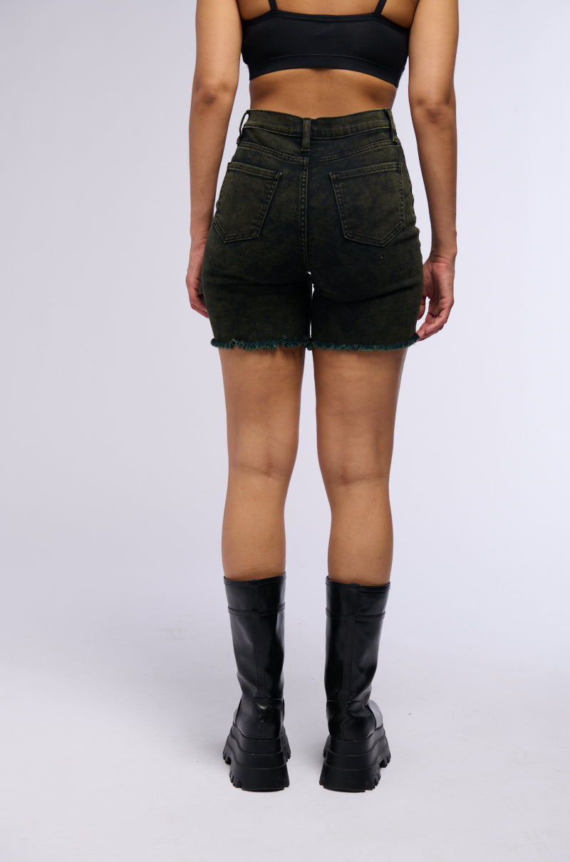 WORKIN GIRL DISTRESSED DENIM SHORTS