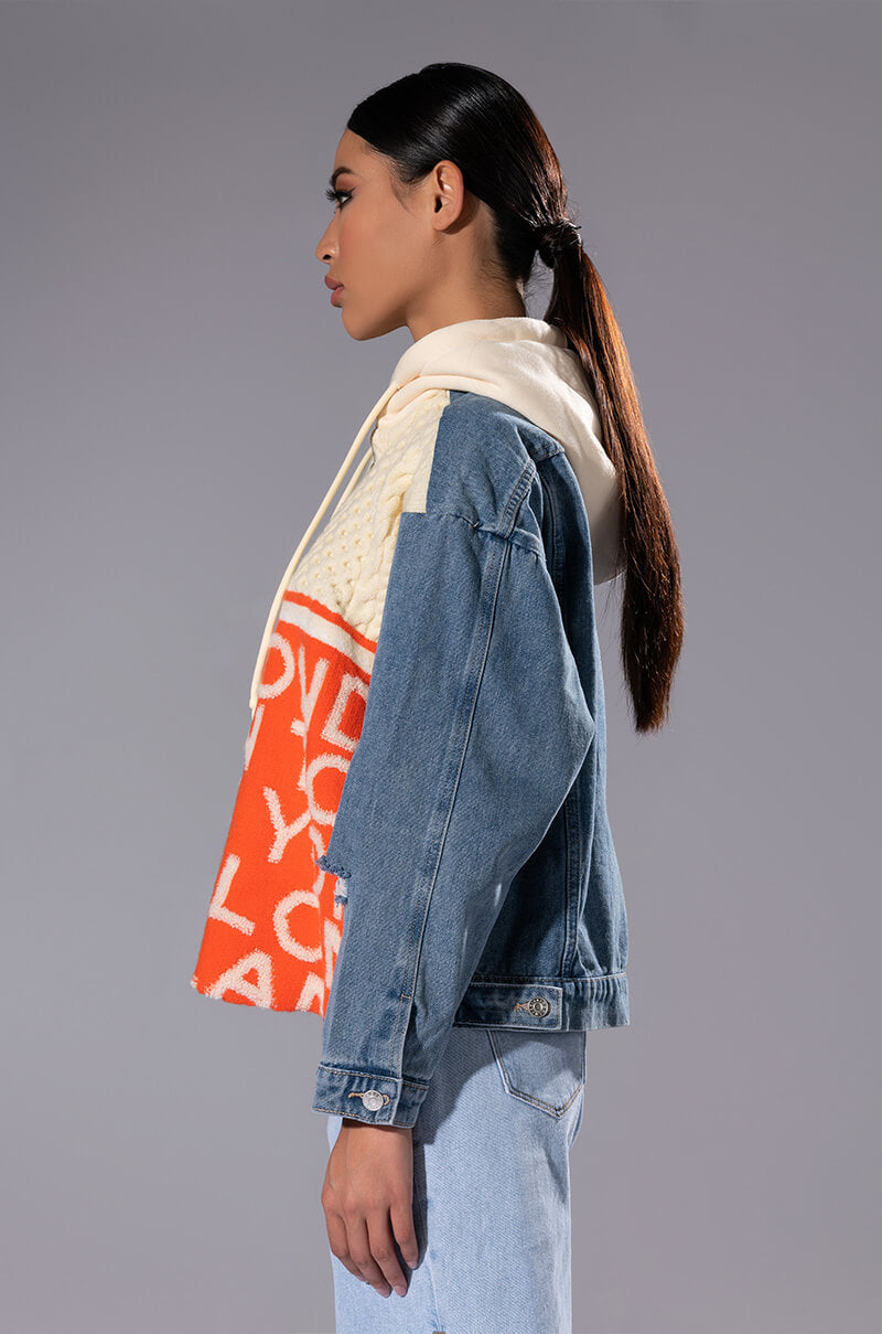 WORLD TRAVELER DENIM DETAIL SWEATER