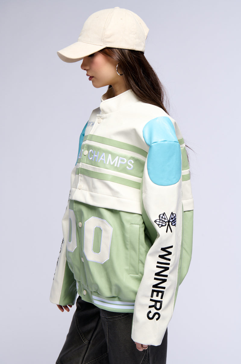 ZOOM ZOOM CONVERTIBLE BOMBER JACKET IN GREEN